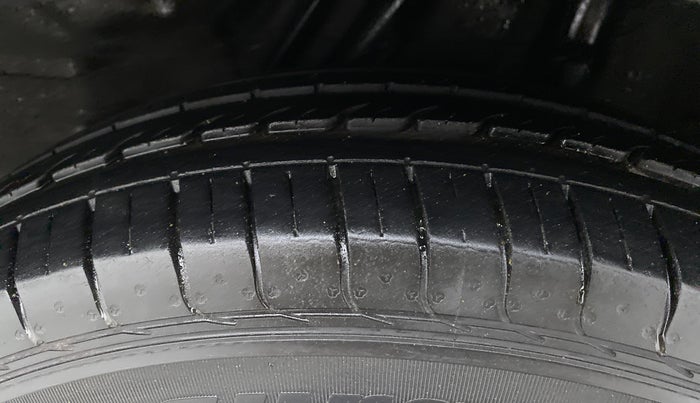 2018 Honda BR-V 1.5L I-VTEC S, Petrol, Manual, 15,662 km, Left Rear Tyre Tread