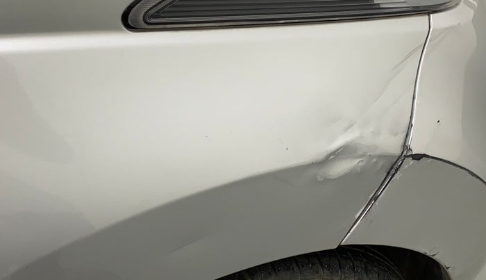 2016 Datsun Redi Go T, Petrol, Manual, 25,395 km, Right fender - Slightly dented