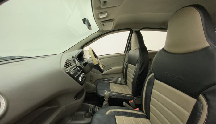 2016 Datsun Redi Go T, Petrol, Manual, 25,395 km, Right Side Front Door Cabin