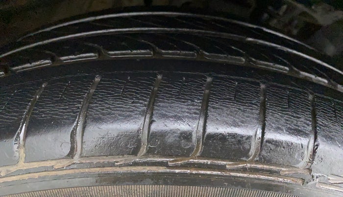 2013 Honda City V MT PETROL, Petrol, Manual, 28,129 km, Right Rear Tyre Tread