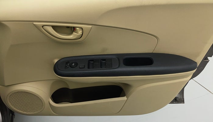 2015 Honda Brio 1.2 S MT I VTEC, Petrol, Manual, 52,444 km, Driver Side Door Panels Control
