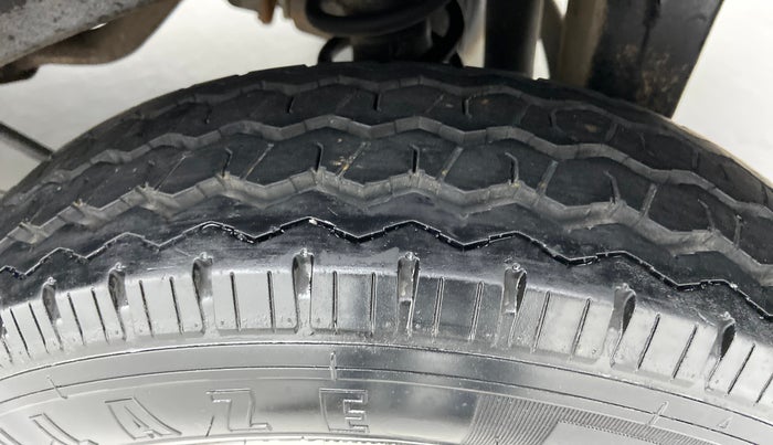 2018 Maruti Eeco 5 STR WITH AC PLUSHTR, Petrol, Manual, 4,647 km, Left Rear Tyre Tread