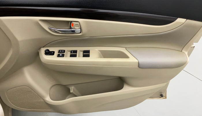 2016 Maruti Ciaz ZXI+ AT, Petrol, Automatic, 60,711 km, Driver Side Door Panels Control