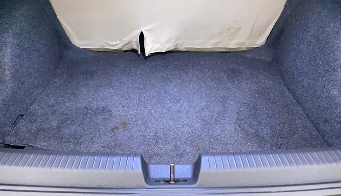 2017 Volkswagen Ameo HIGHLINE1.2L, Petrol, Manual, 64,061 km, Boot Inside
