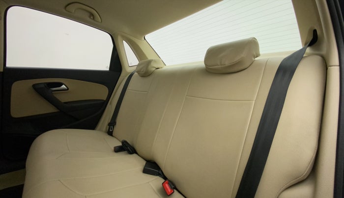 2017 Volkswagen Ameo HIGHLINE1.2L, Petrol, Manual, 64,061 km, Right Side Rear Door Cabin