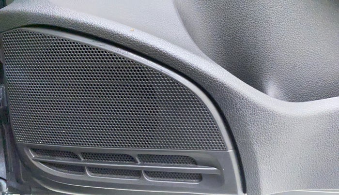 2017 Volkswagen Ameo HIGHLINE1.2L, Petrol, Manual, 64,061 km, Speaker