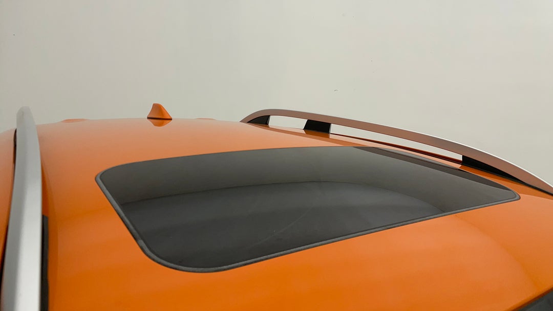 2018 Subaru XV 2.0i-s, Automatic, 95817 km, Roof/Sunroof View