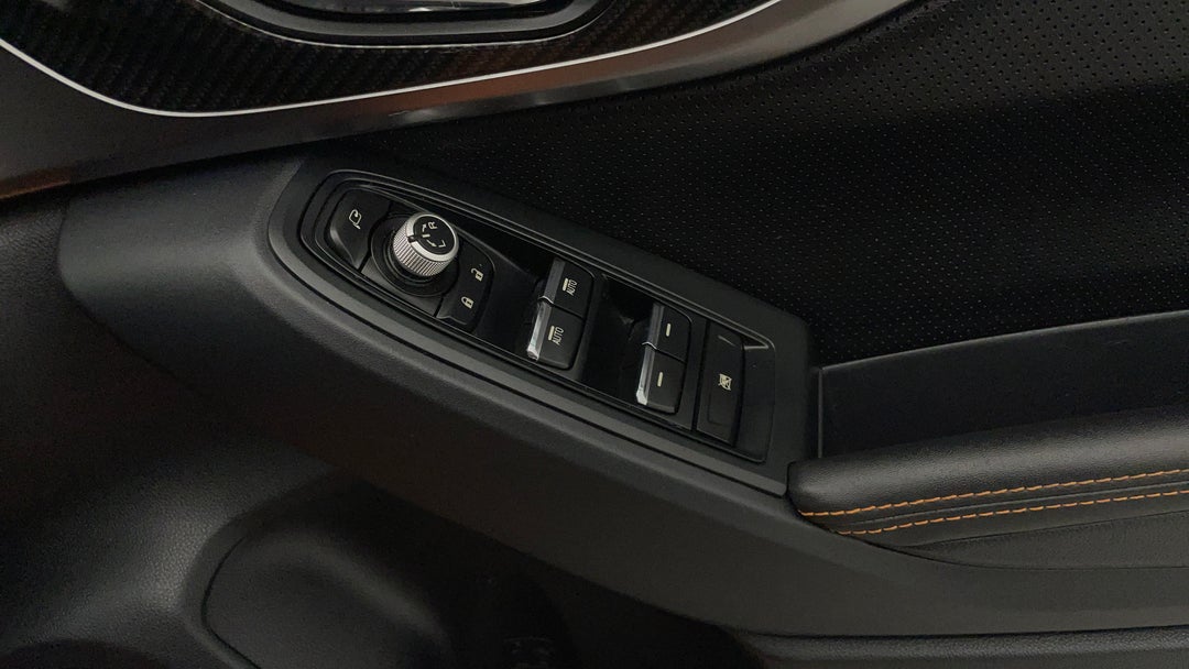 2018 Subaru XV 2.0i-s, Automatic, 95817 km, Drivers Side Door Panel Controls