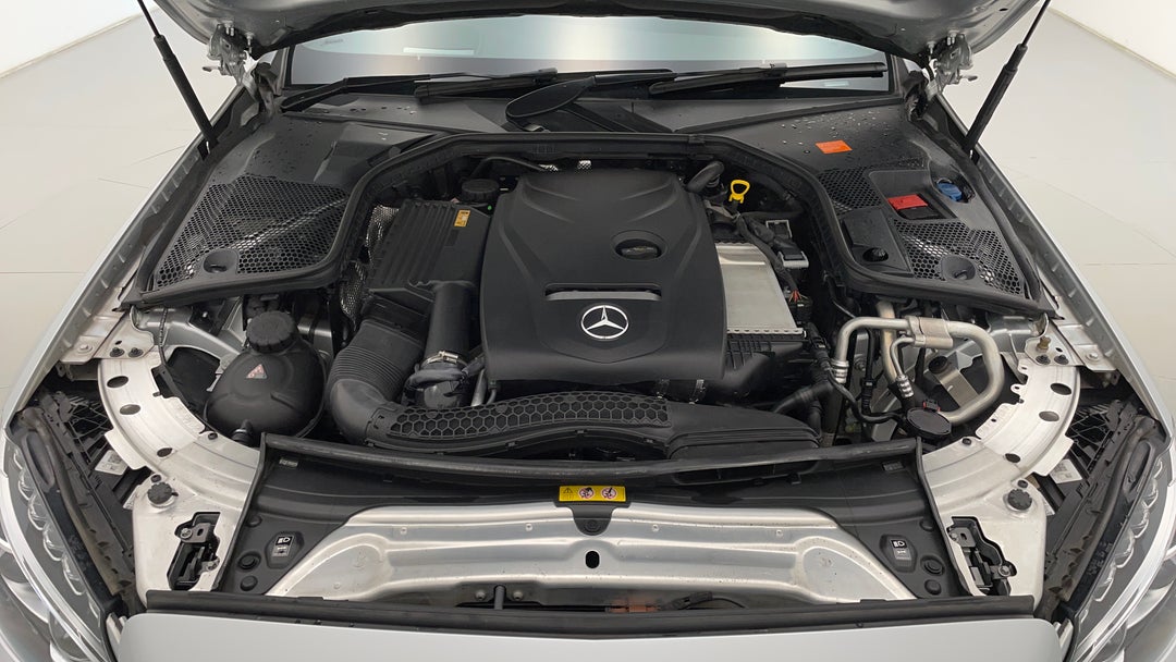 Open Bonnet (Engine)