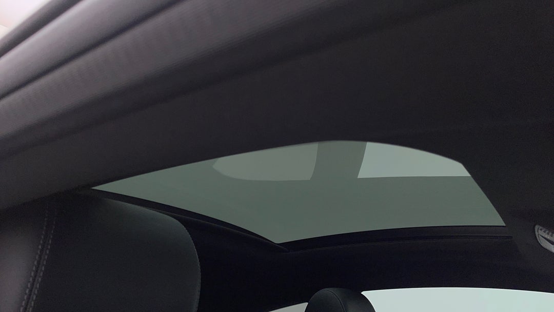 Interior Sunroof/Moonroof