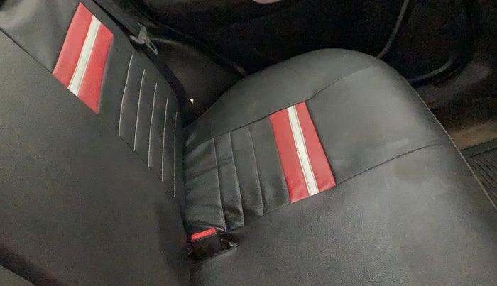 2017 Maruti Baleno ALPHA PETROL 1.2, Petrol, Manual, 45,708 km, Second-row left seat - Cover slightly stained