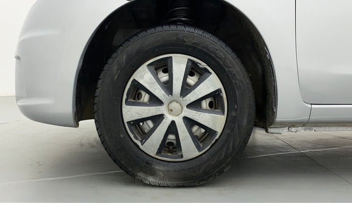2016 Nissan Micra Active XL, Petrol, Manual, 38,310 km, Left Front Wheel