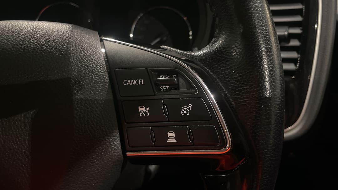 2021 Mitsubishi Outlander Es 7 Seat (2WD), Automatic, 69538 km, Cruise Control
