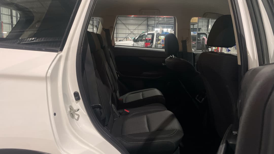 2021 Mitsubishi Outlander Es 7 Seat (2WD), Automatic, 69538 km, Right Side Rear Door Cabin View