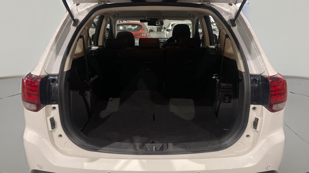 2021 Mitsubishi Outlander Es 7 Seat (2WD), Automatic, 69538 km, Boot Inside View