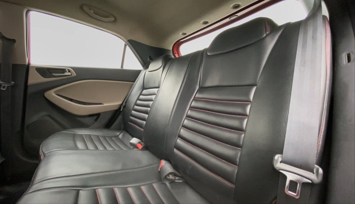 2016 Hyundai Elite i20 SPORTZ 1.2, Petrol, Manual, 49,759 km, Right Side Rear Door Cabin