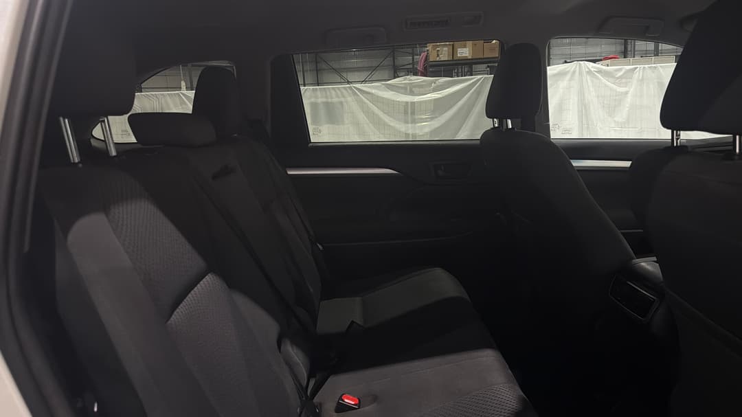 2015 Toyota Kluger Gx (4x2), Automatic, 130938 km, Right Side Rear Door Cabin View