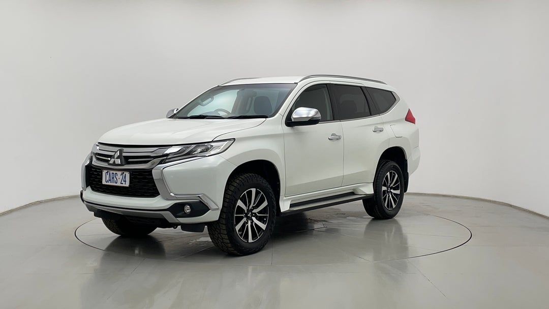 Left Front Diagonal (45- Degree) View