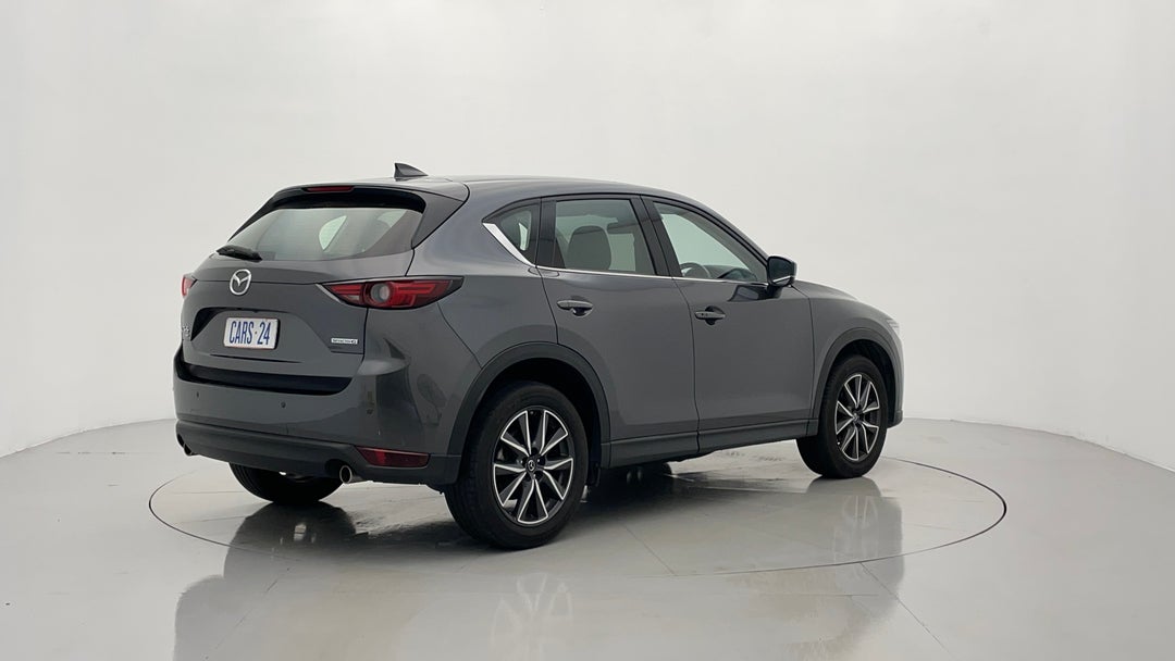 Right Back Diagonal (45- Degree) View