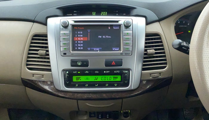 2015 Toyota Innova 2.5 VX 8 STR, Diesel, Manual, 83,333 km, Air Conditioner