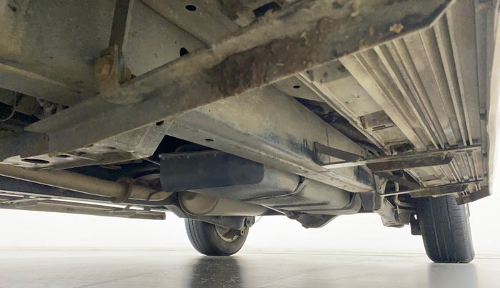 2015 Toyota Innova 2.5 VX 8 STR, Diesel, Manual, 83,333 km, Right Side Underbody