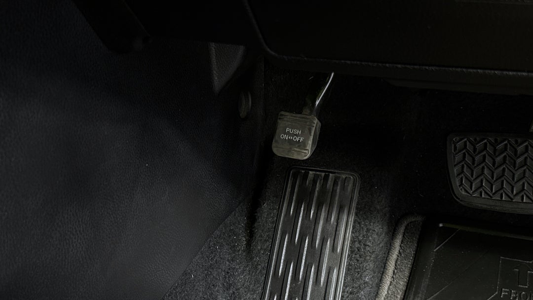 2019 Toyota Kluger Gx (4x2), Automatic, 105039 km, Handbrake