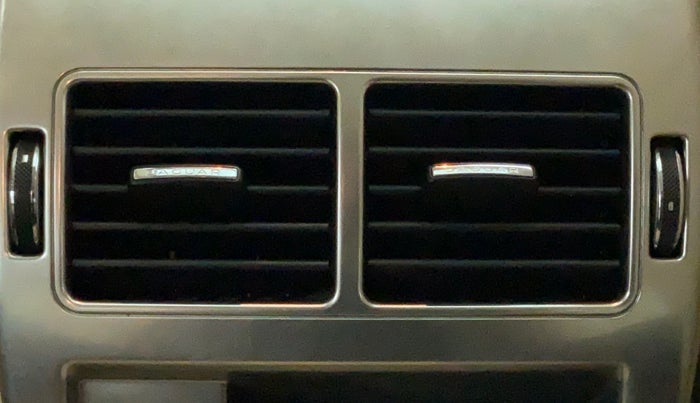 2015 Jaguar XF 2.2 DIESEL, Diesel, Automatic, 48,304 km, Rear AC Vents