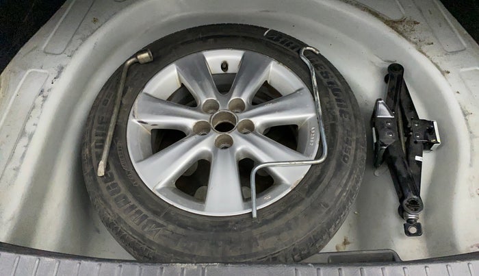 2012 Toyota Corolla Altis G, Petrol, Manual, 78,351 km, Spare Tyre