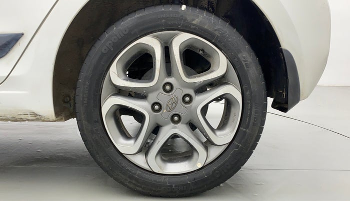 2018 Hyundai Elite i20 ASTA 1.2 DUAL TONE, Petrol, Manual, 27,636 km, Left Rear Wheel