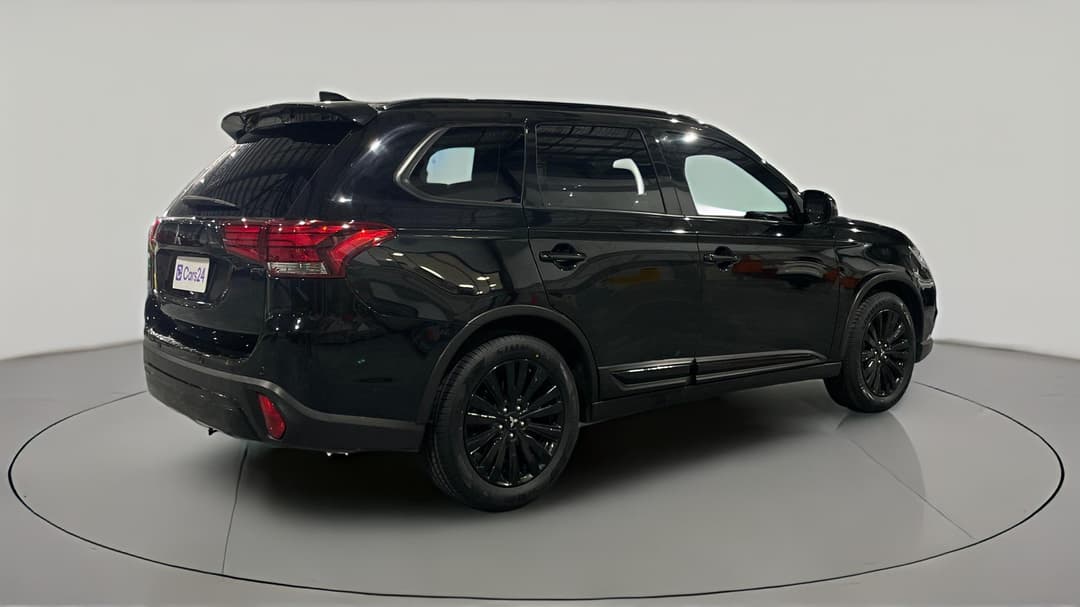 2020 Mitsubishi Outlander Black Edition 7 Seat (2WD), Automatic, 116086 km, Right Back Diagonal (45- Degree) View