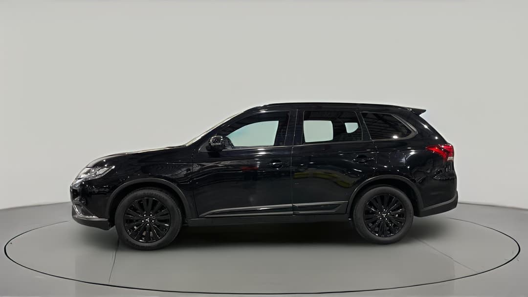 2020 Mitsubishi Outlander Black Edition 7 Seat (2WD), Automatic, 116086 km, Left Side View
