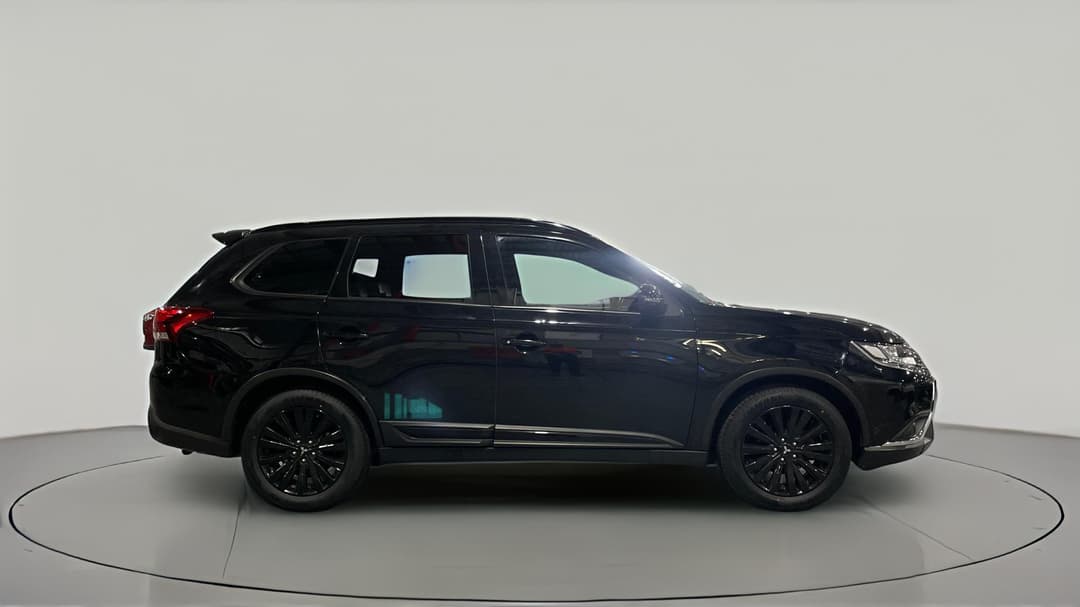 2020 Mitsubishi Outlander Black Edition 7 Seat (2WD), Automatic, 116086 km, Right Side View