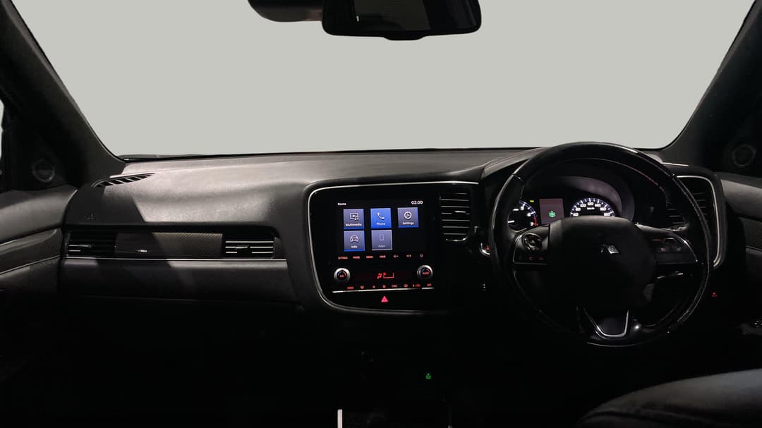 2020 Mitsubishi Outlander Black Edition 7 Seat (2WD), Automatic, 116086 km, Dashboard View