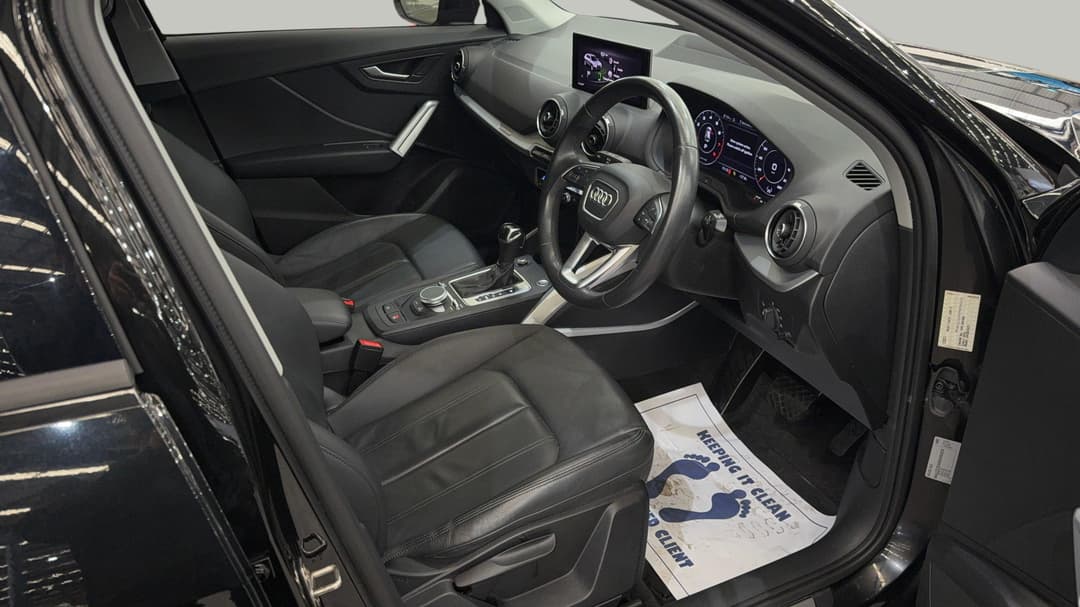 2021 Audi Q2 35 Tfsi Design (1.4 Tfsi), Automatic, 49109 km, Right Side Front Door Cabin View