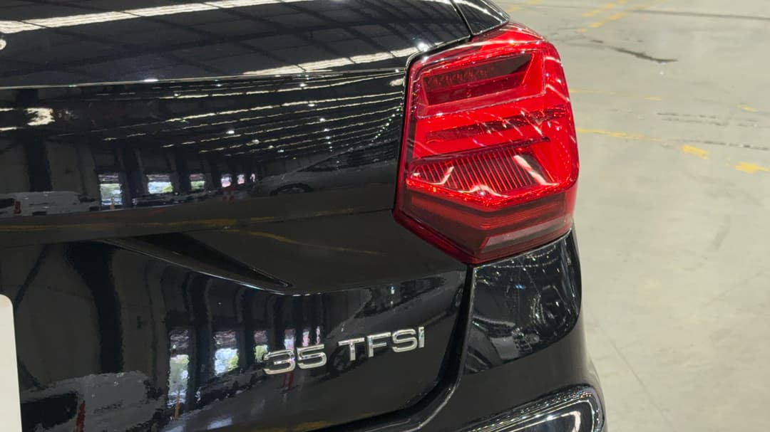 2021 Audi Q2 35 Tfsi Design (1.4 Tfsi), Automatic, 49109 km, Badge (Boot Right Side)