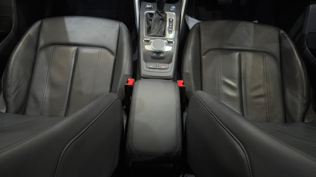 2021 Audi Q2 35 Tfsi Design (1.4 Tfsi), Automatic, 49109 km, Center Console