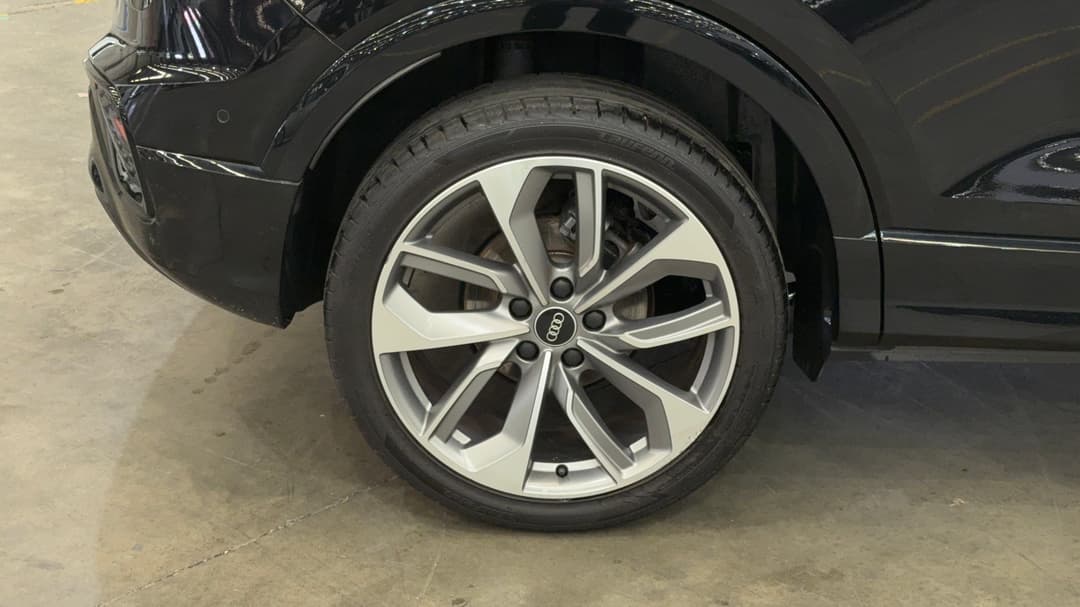2021 Audi Q2 35 Tfsi Design (1.4 Tfsi), Automatic, 49109 km, Right Rear Wheel