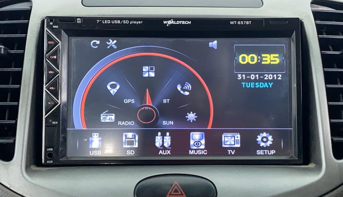 2011 Hyundai i10 MAGNA 1.2 KAPPA2, CNG, Manual, 89,654 km, Infotainment System