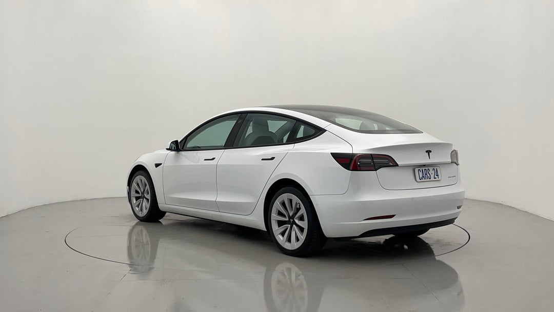 Left Back Diagonal (45- Degree) View