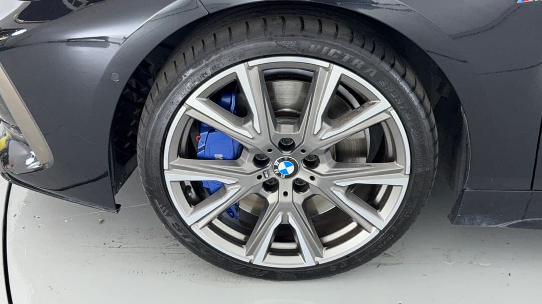 2019 BMW 1 M135i xDrive, Automatic, 65955 km, Left Front Wheel