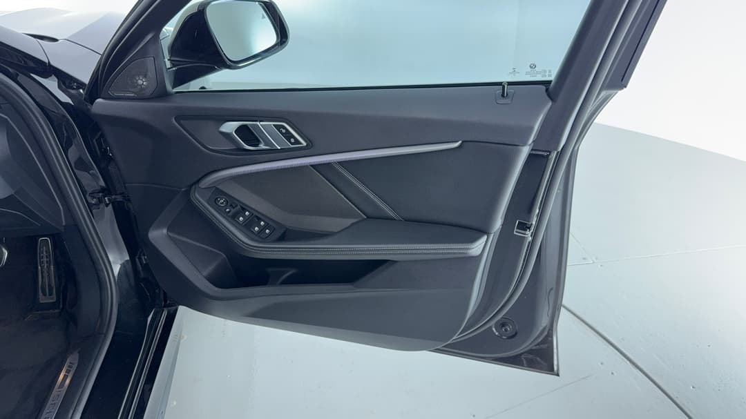 2019 BMW 1 M135i xDrive, Automatic, 65955 km, Speaker View