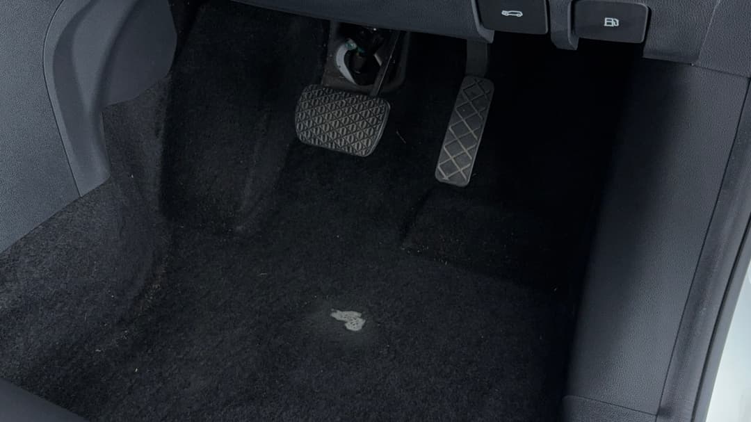 2020 MG Zst Essence, Automatic, 68716 km, Pedals and Footmat