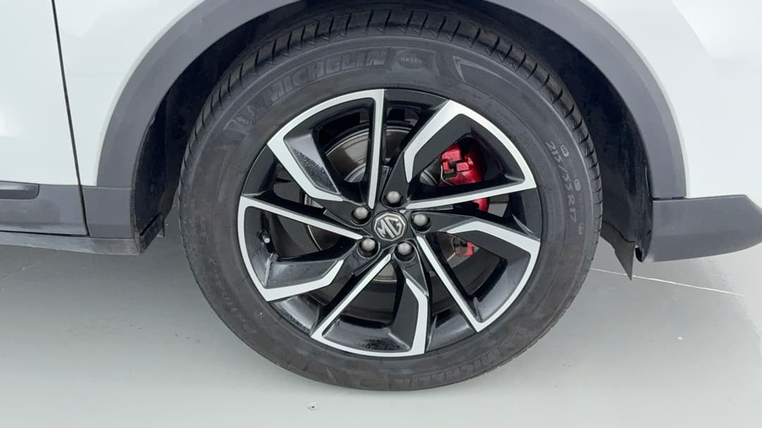 2020 MG Zst Essence, Automatic, 68716 km, Right Front Wheel