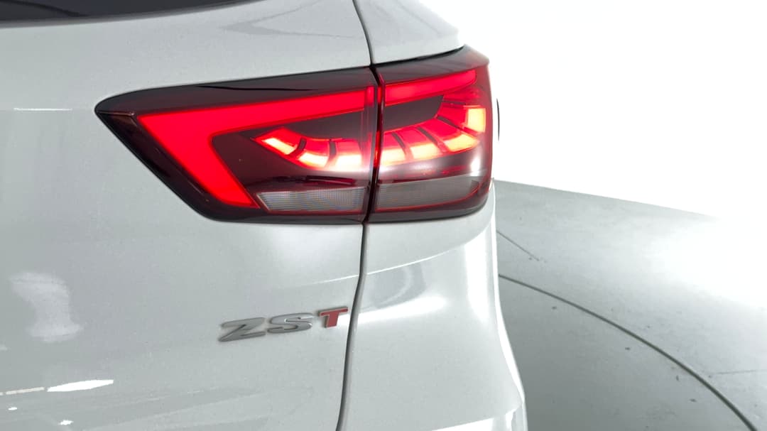 2020 MG Zst Essence, Automatic, 68716 km, Badge (Boot Right Side)