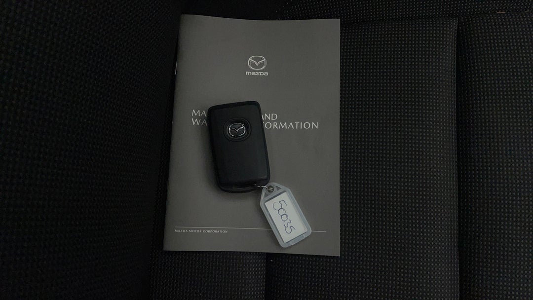 2023 Mazda CX-30 G20 Evolve (FWD), Automatic, 46588 km, Key Close-up