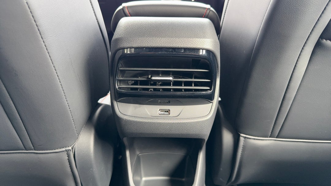 Rear A/C Vent