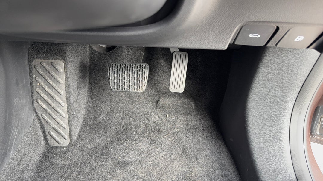 Pedals and Footmat