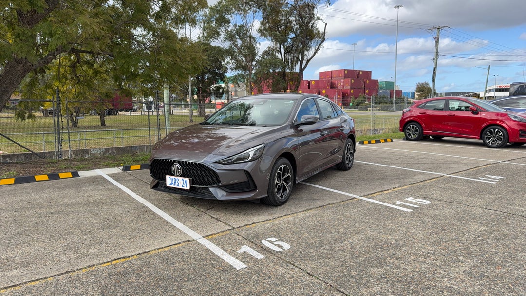 Left Front Diagonal (45- Degree) View