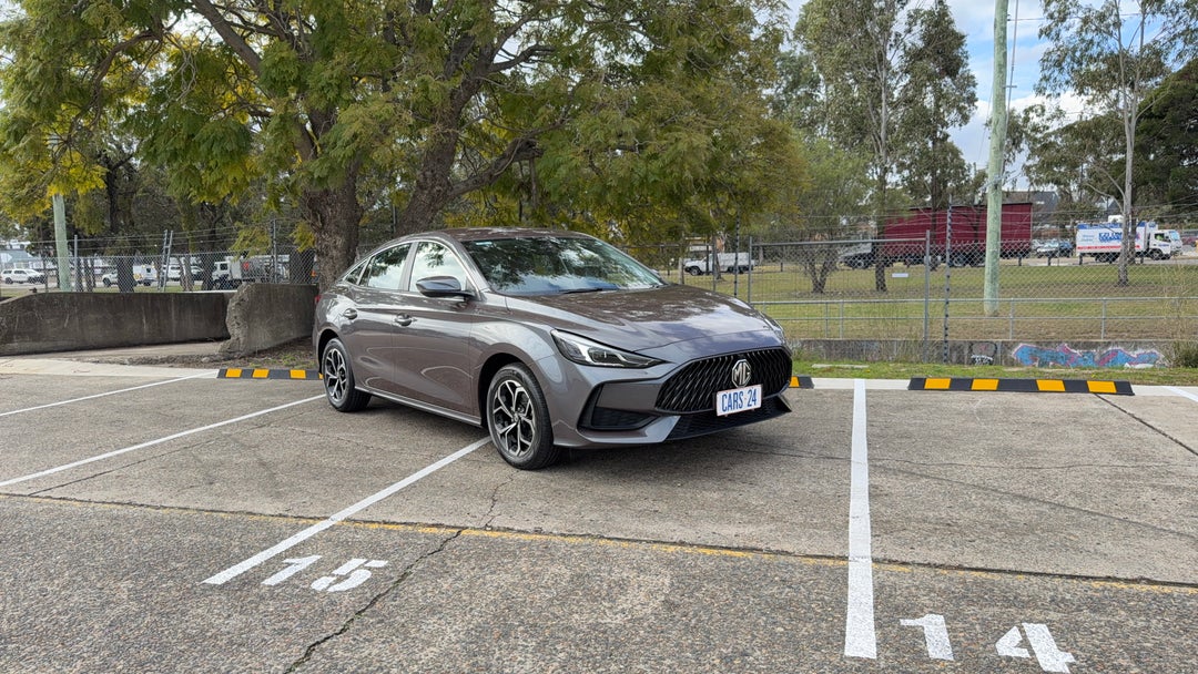 Right Front Diagonal (45- Degree) View