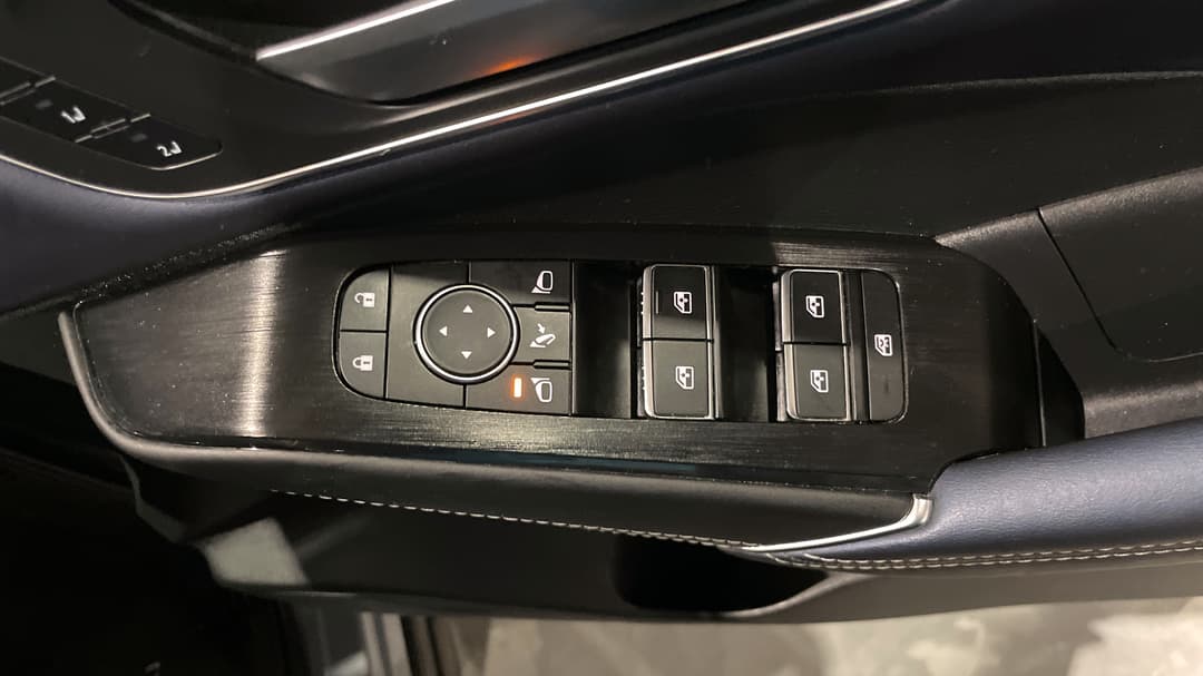 2023 Nissan Qashqai Ti, Automatic, 40252 km, Drivers Side Door Panel Controls
